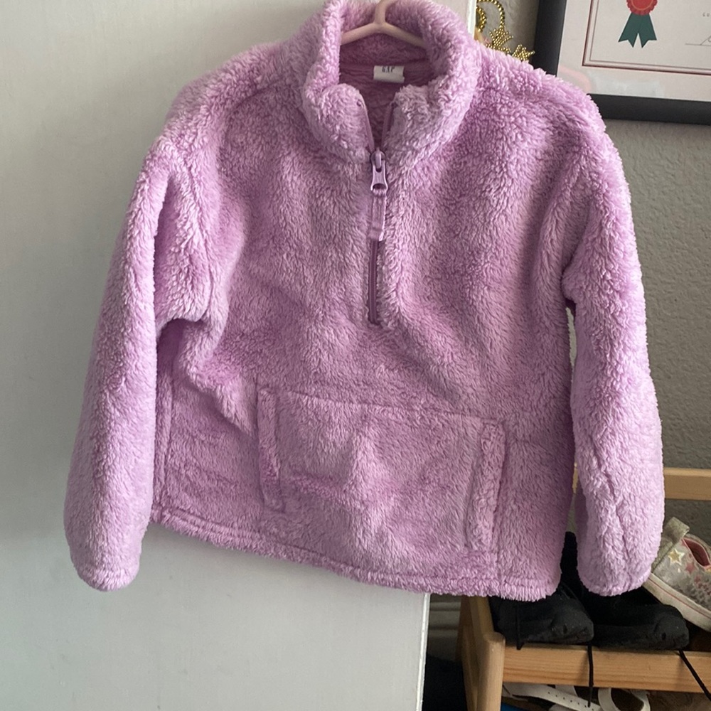Girls Gap Pullover (purple rose color)